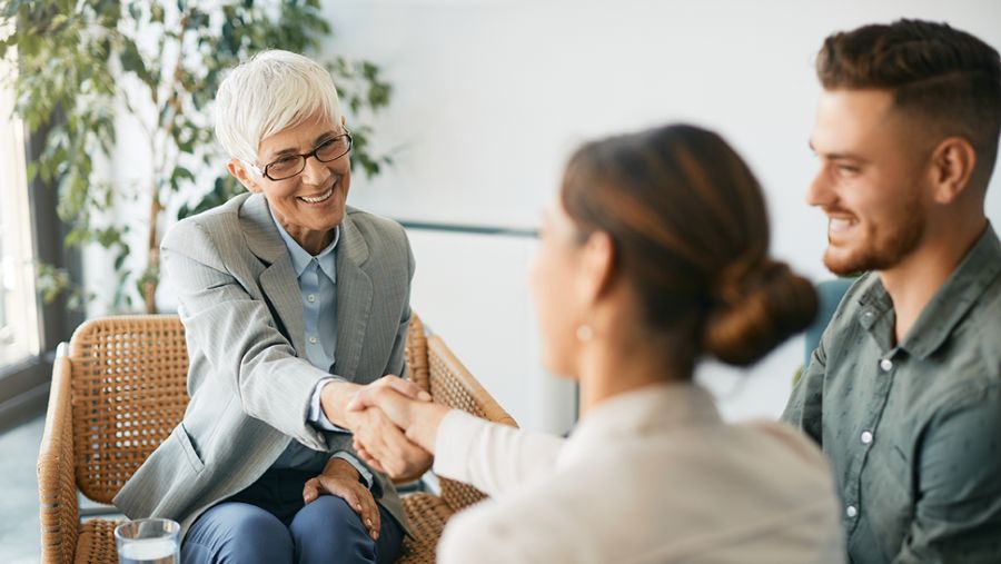 Is It Time to See a Financial Therapist to Overcome Financial Issues